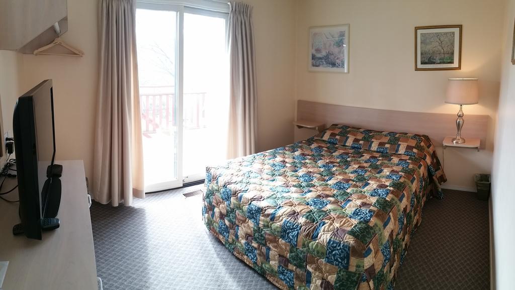 וויליאמס לייק Drummond Lodge מראה חיצוני תמונה